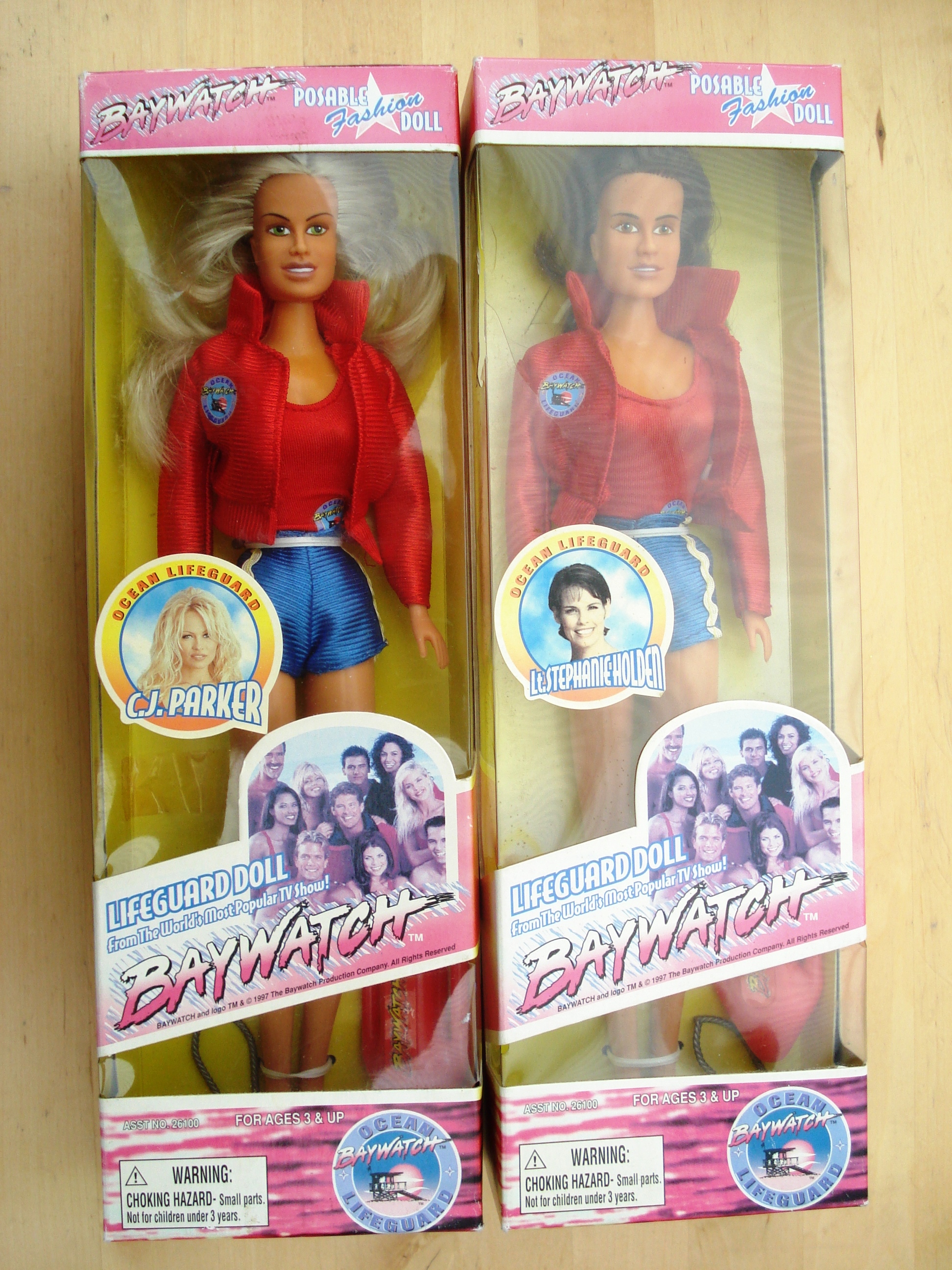 LOT DE 2 POUPEE BAYWATCH