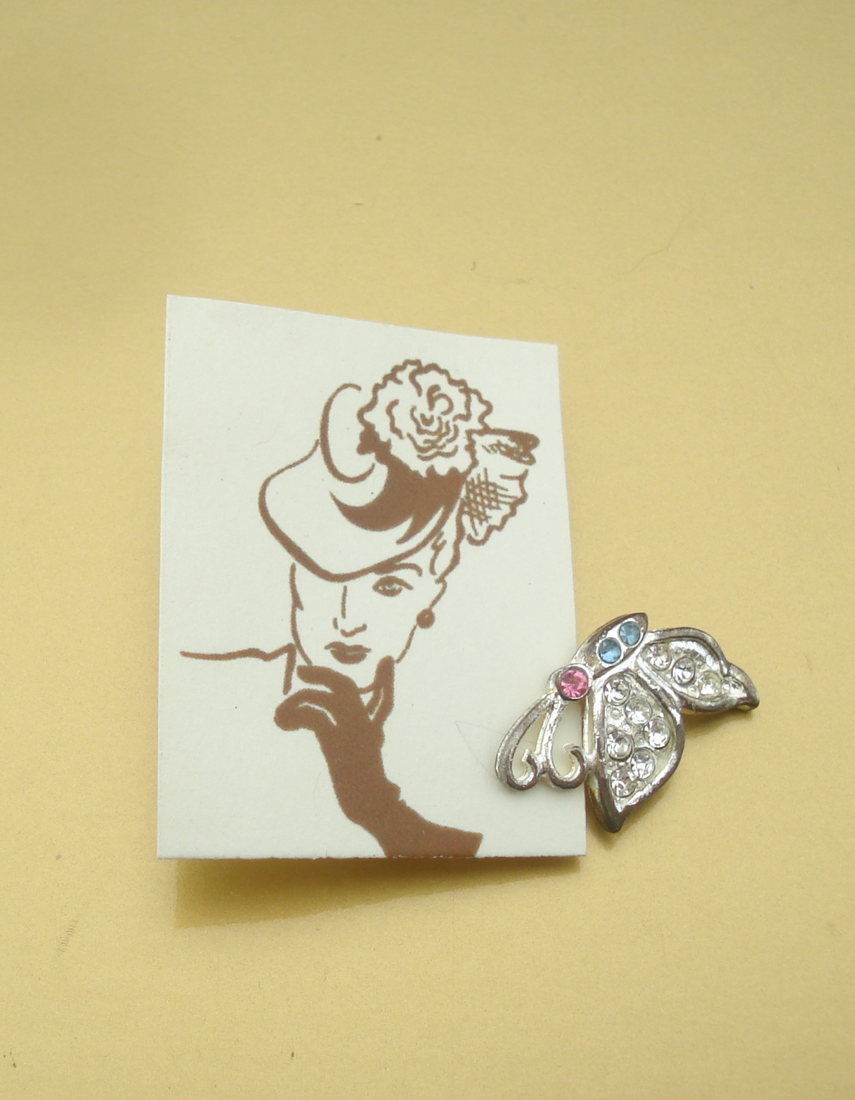 BARRETTE STRASS PAPILLON STRASS ROSE ET BLEU   POUR CHEVEUX OU