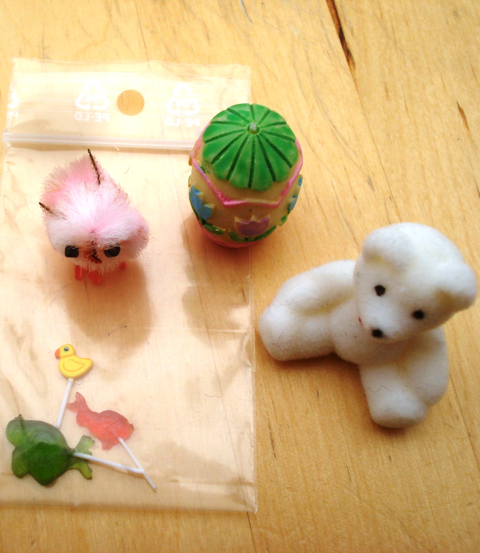 DECOR PAQUES  POUR POUPEES