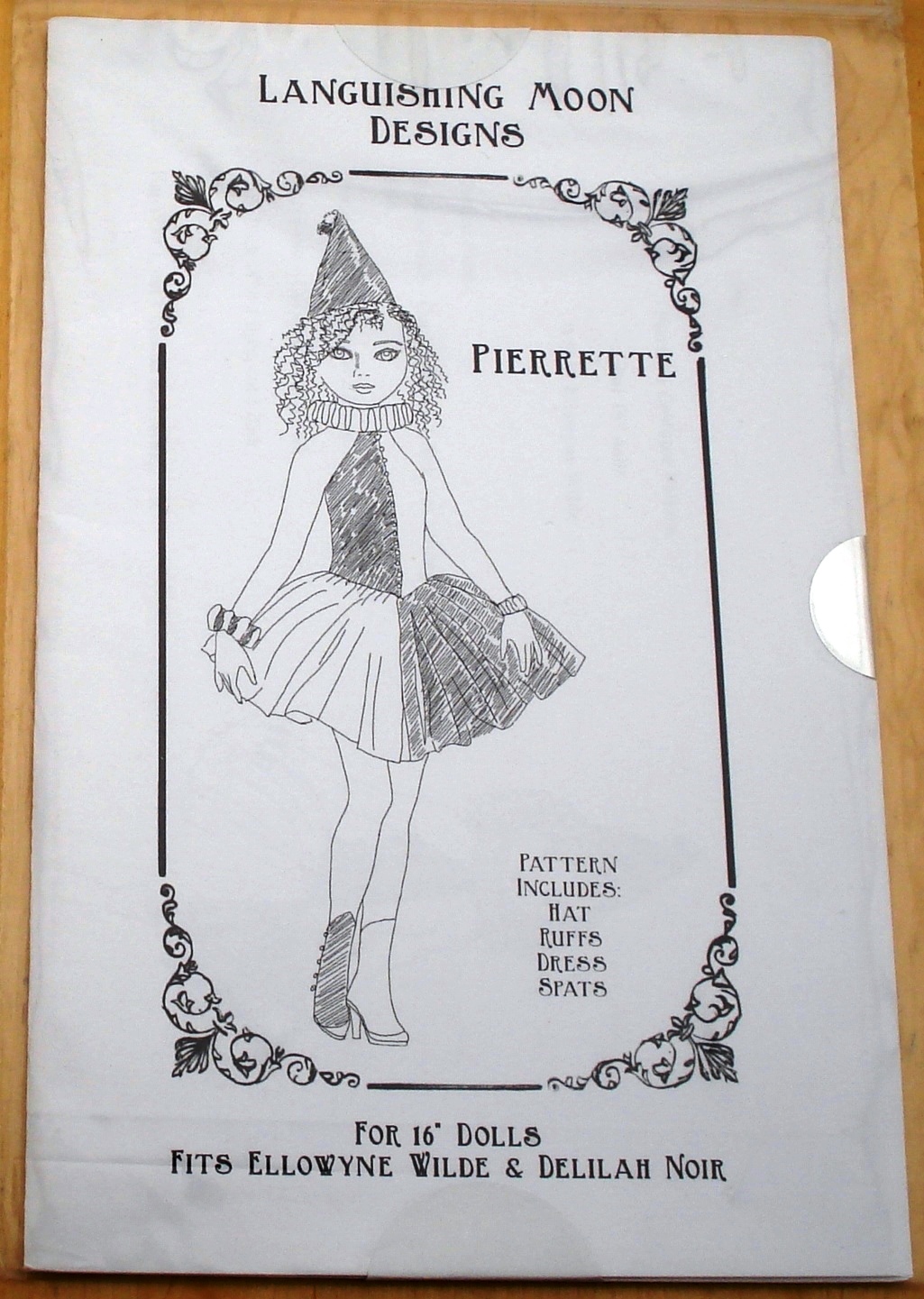 PATRON PIERRETTE par LANGUISING MOON