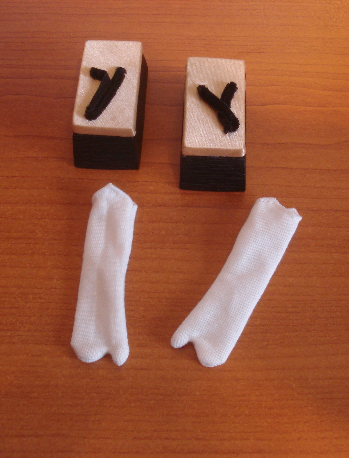 CHAUSSURES  JAPONAISES AVEC LES CHAUSSETTES