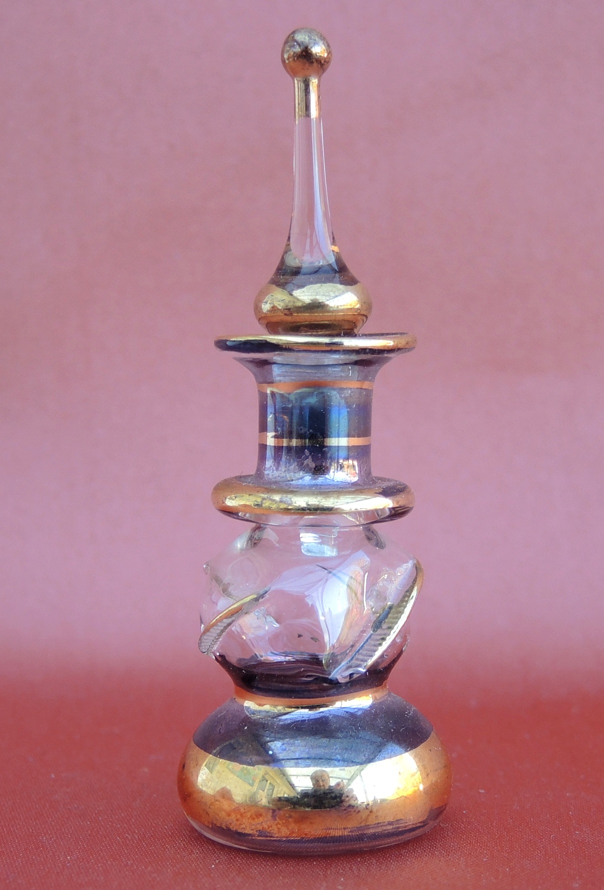 FLACON A PARFUM 2 POUR DECORATION VITRINE