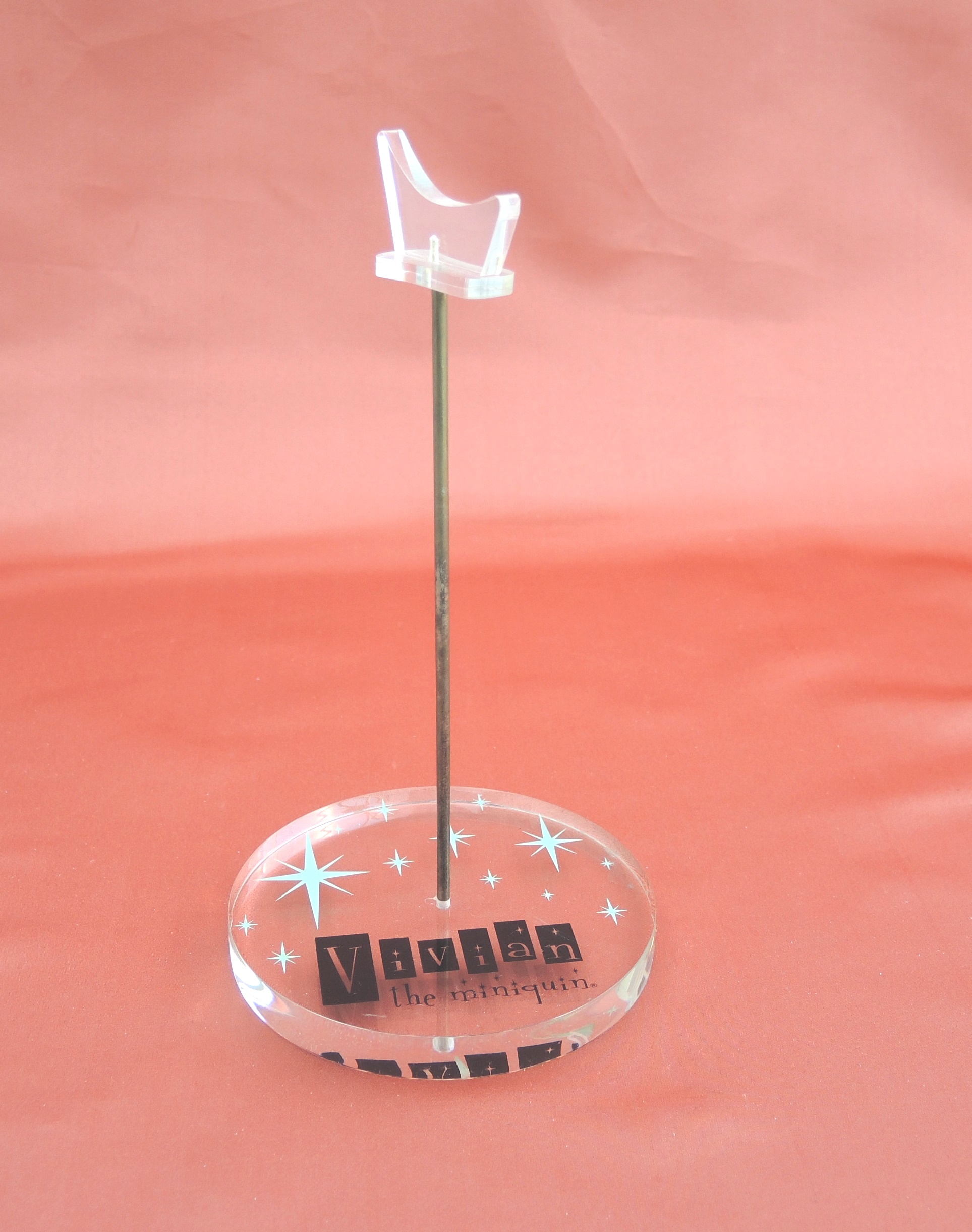 SUPPORT A POUPEE VIVIAN POUPEE 39cm